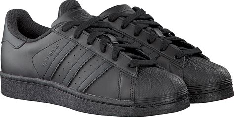 adidas zwart superstar